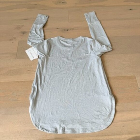 NWT | Athleta Uptempo Top | Norweigian Grey sz LG - Picture 3 of 7